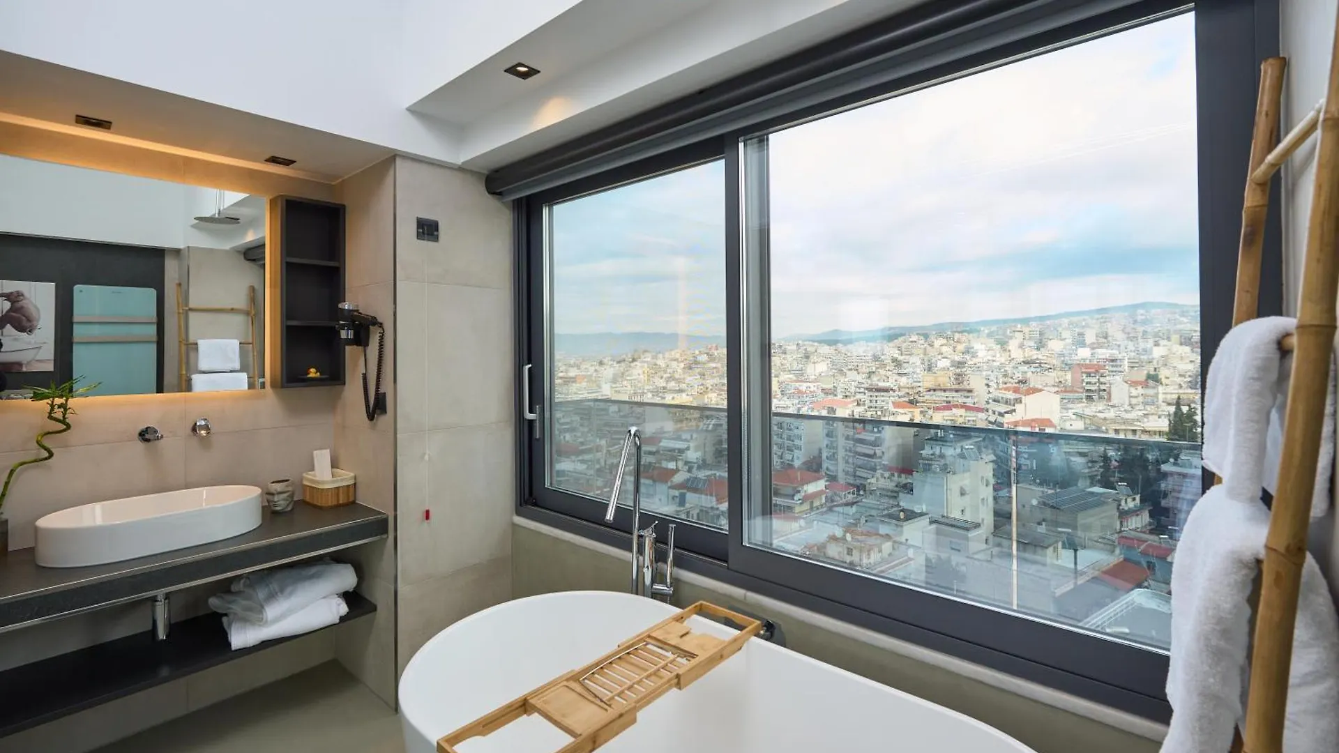 Sigma Suites Hotel Saloniki 4*,